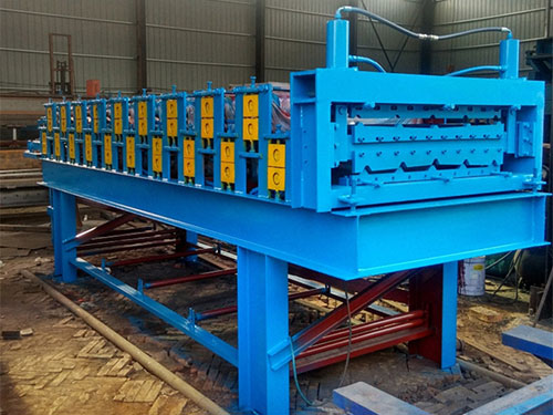 840/900双层彩钢压瓦机