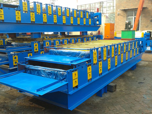 1050/1080型彩钢瓦压型设备