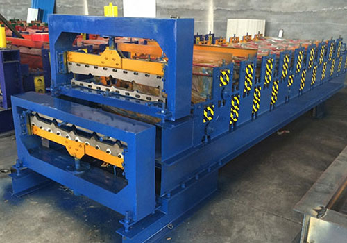 鑫恒信压瓦机生产场景