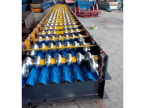 780大圆弧彩钢设备