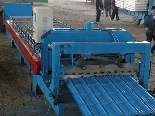 液压驱动琉璃瓦设备